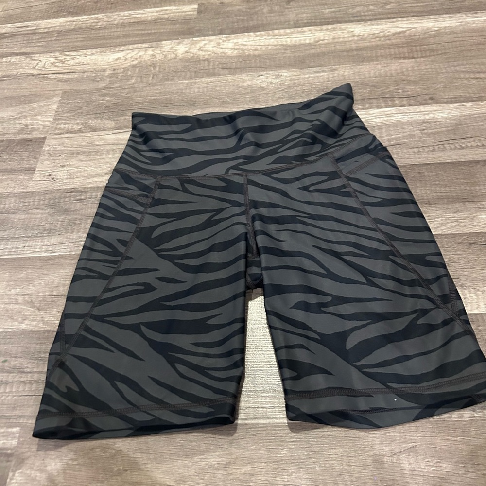 * 🤑💰🤑 3/$10.00 budle item 🤑💰🤑 Old Navy Women’s Biker Spandex